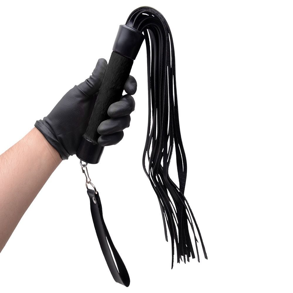 Chicote 24 Tiras Em Pelúcia Dominatrixxx