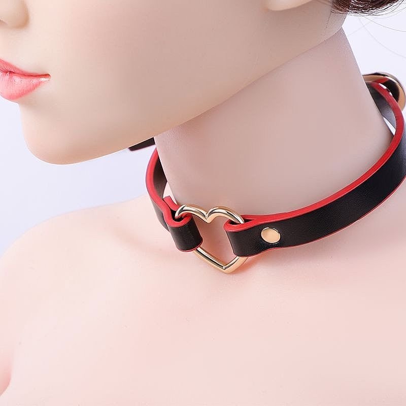 Coleira Bondage com Coração / Choker - Preto