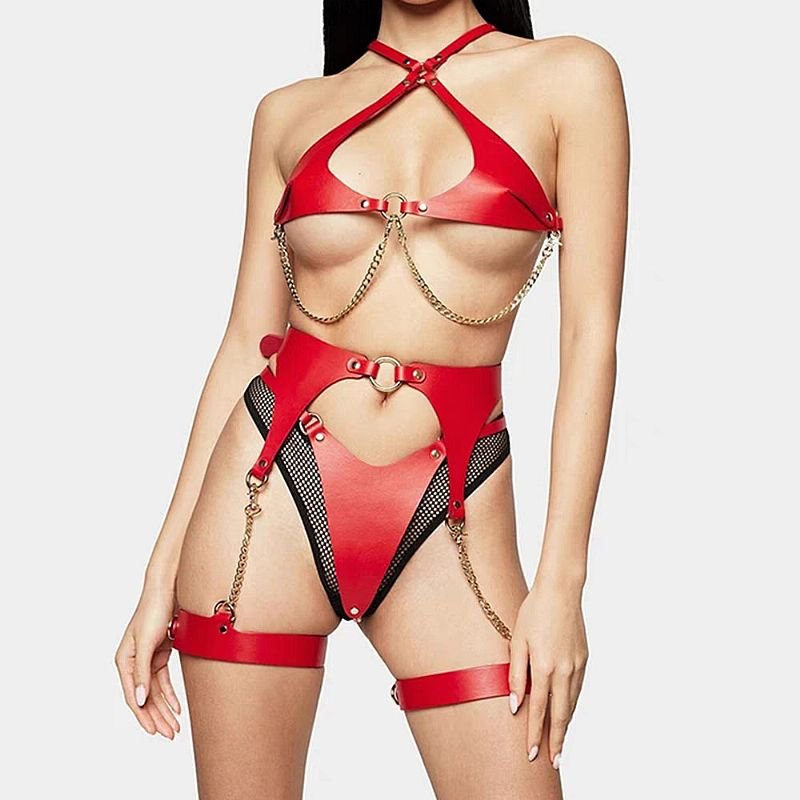 Conjunto Harness com Top, Calcinha e Cinta Liga em Couro e Correntes