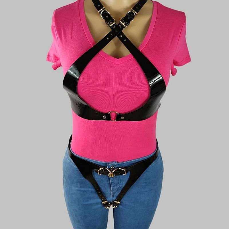 Conjunto Harness com Top e Calcinha em Couro