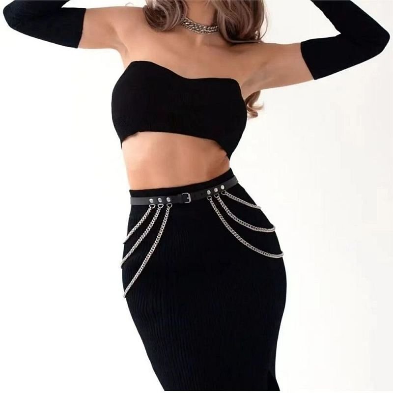 Harness - Cinto com Detalhes em Correntes 4