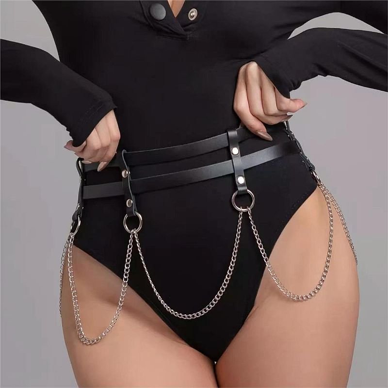 Harness - Cinto com Detalhes em Correntes 5